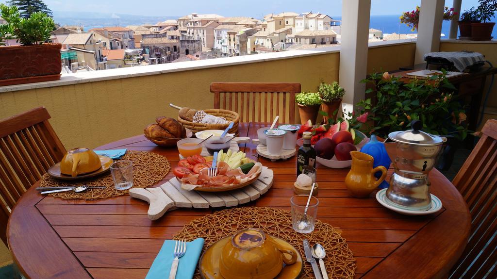 B&B Il Vicolo Di Pizzo מראה חיצוני תמונה